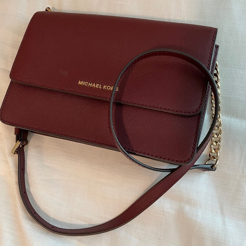 Michael Kors East West Crossbody with flap Maroon